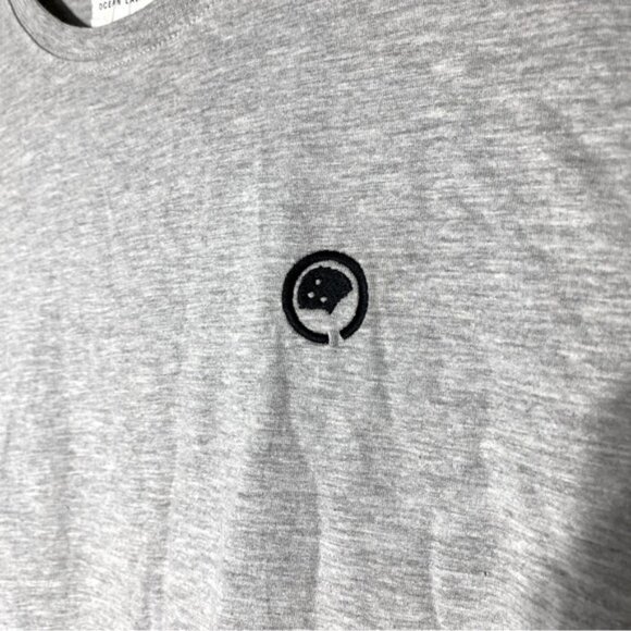5/$25 Ocean Laundry Light Grey Crew Neck T Shirt M - Picture 8 of 16